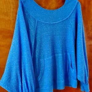 WeThe Free.Sweater sweatshirt style. V back. XSmall. Big loose. Beautiful blue.